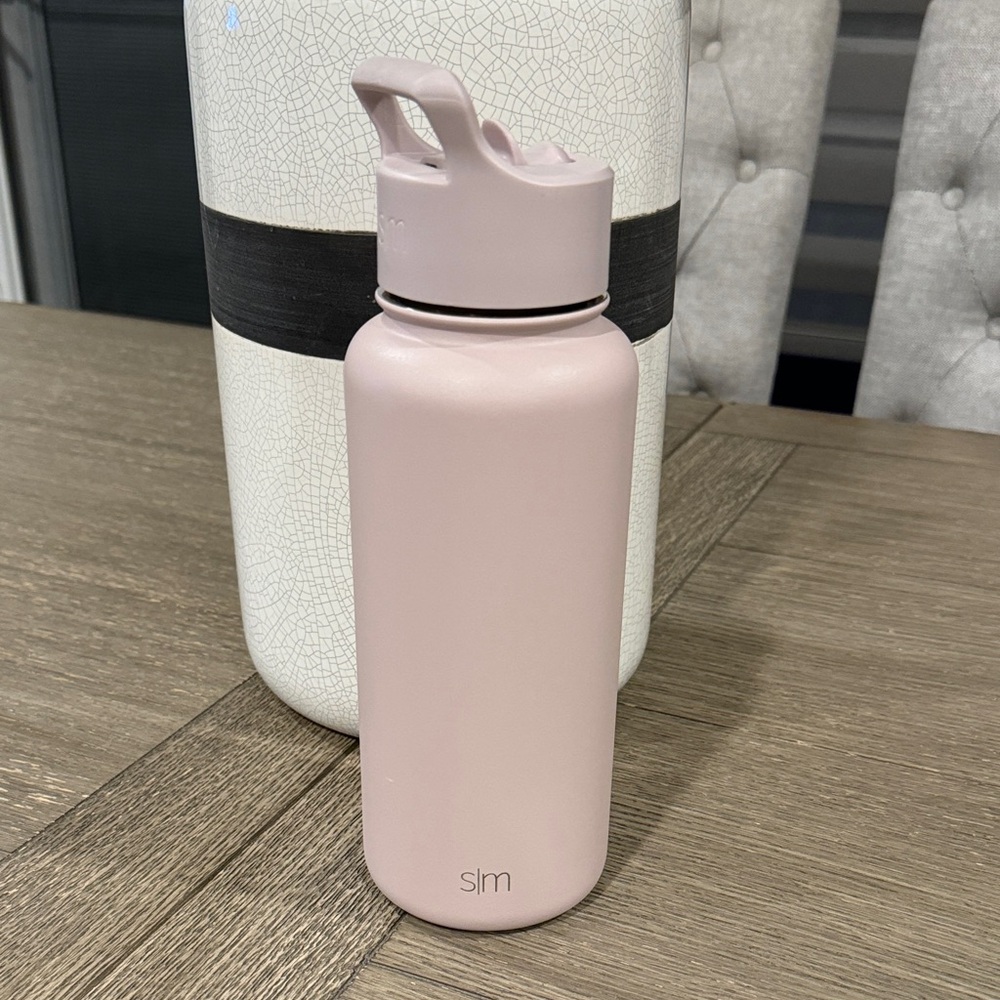 Simply Modern Lilac Water Bottle with Handle